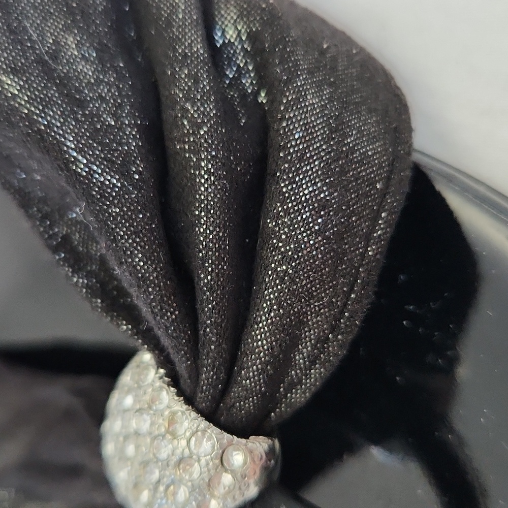 GUESS FABRIC THONGS - Picture 5 of 8